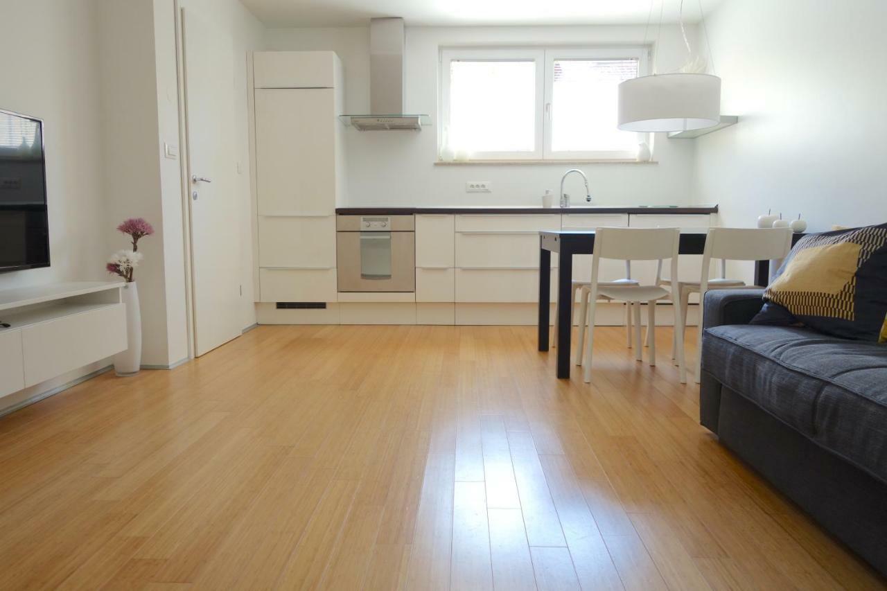 Sensei Apartment Любляна Экстерьер фото