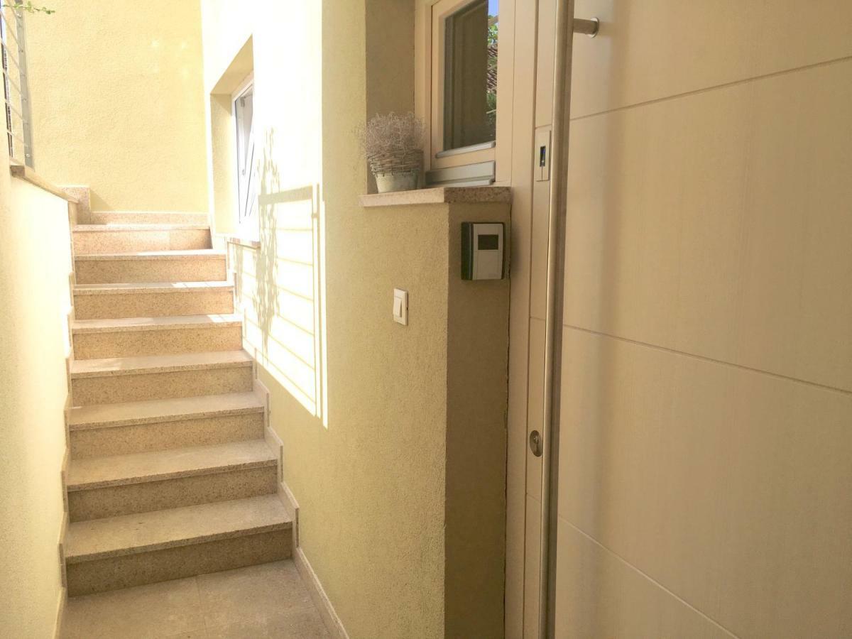Sensei Apartment Любляна Экстерьер фото